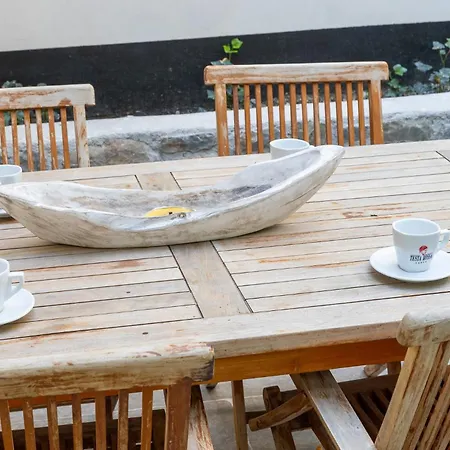 Apartamento Moderno, Con Spazio Esterno Privato