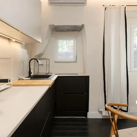 Moderno, Con Spazio Esterno Privato Apartamento