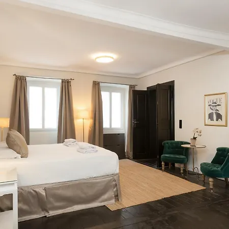 Apartamento Moderno, Con Spazio Esterno Privato