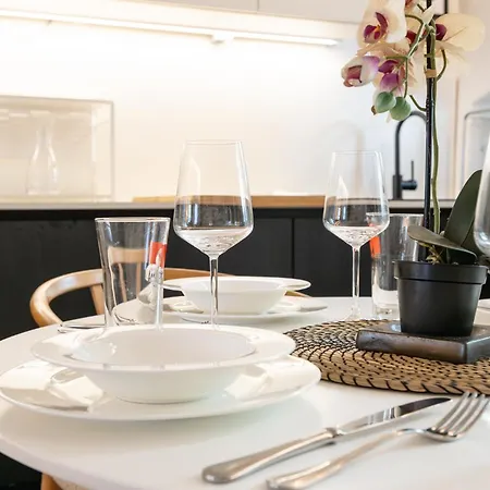 Moderno, Con Spazio Esterno Privato Apartamento *